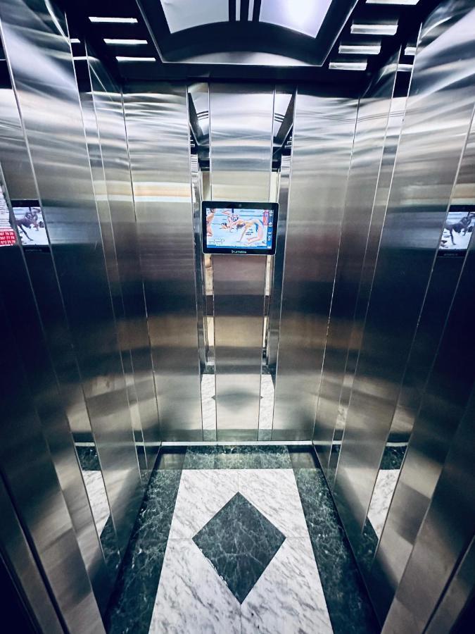 Жк Молодежный В Центре Алматы Almaty Exterior foto